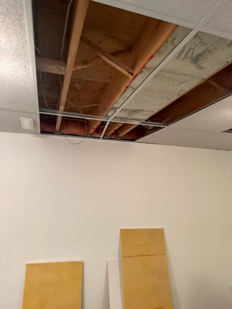 Crossfield Poly B Replacement | Calgary – Case Study #617 24 Crossfield Poly B Replacement | Calgary – Case Study #617 23