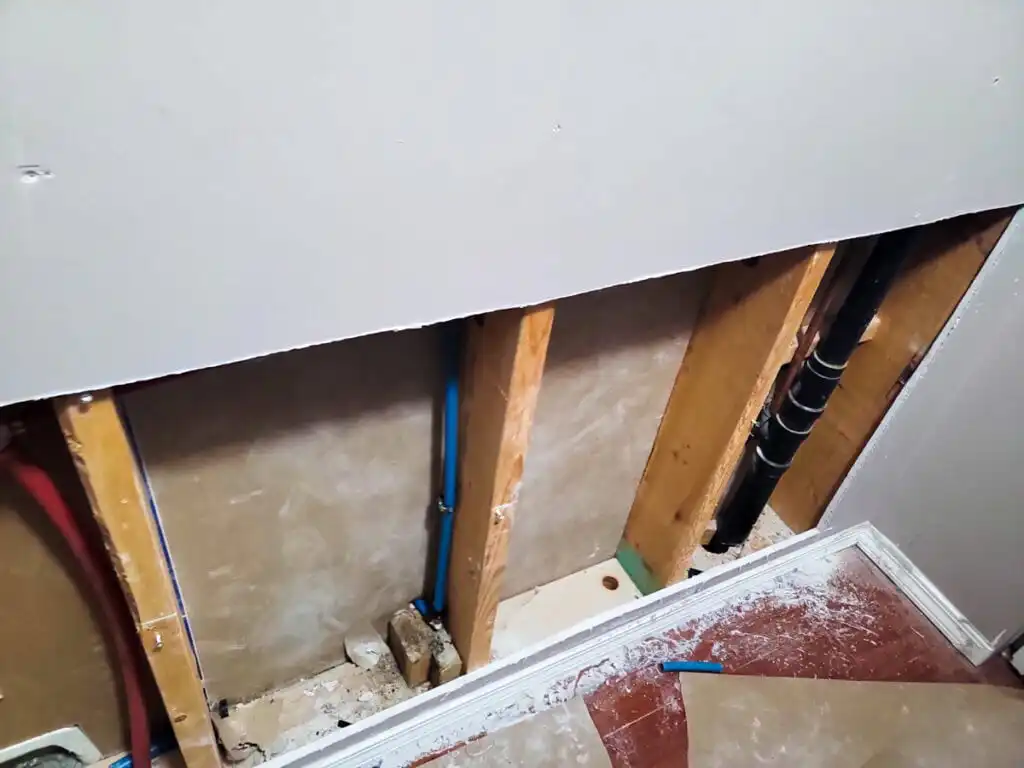 Delta Poly B Replacement | Ladner – Case Study #638 6 Delta Poly B Replacement | Ladner – Case Study #638 5