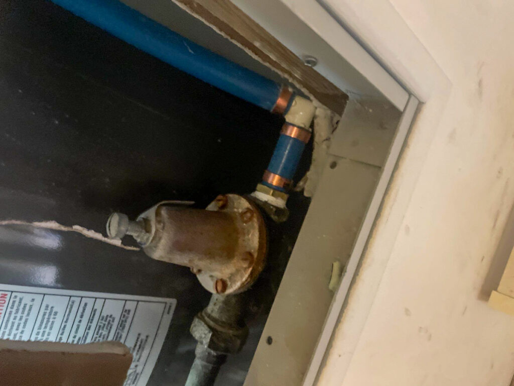 Ladner Bathroom Reno Poly B Replacement | Delta – Case Study #394 38 delta renovation poly b replacement 39