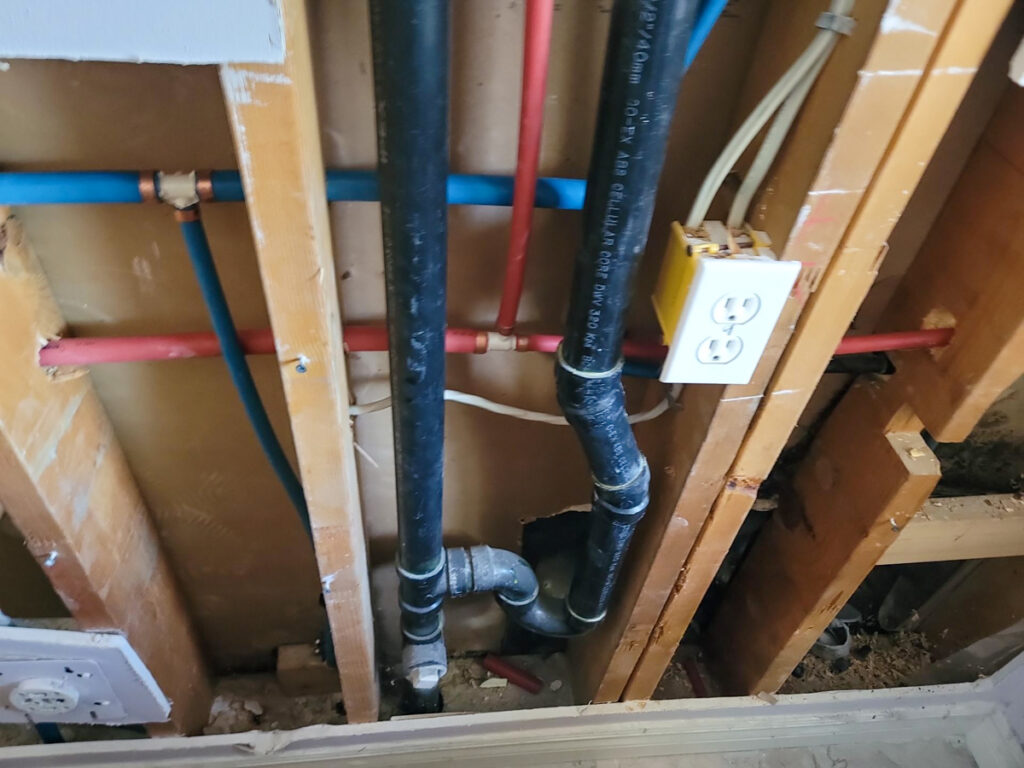 Delta Complex Poly B Replacement | Ladner – Case Study #385 89