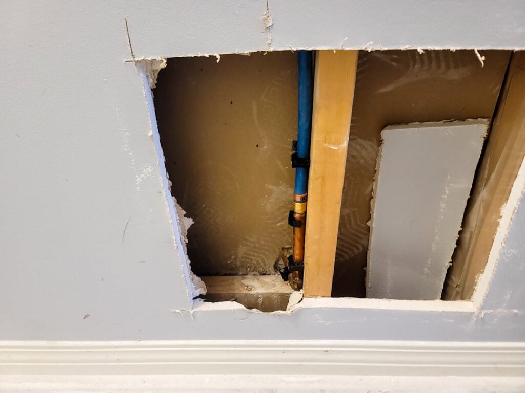 Delta Poly B Replacement | Vancouver – Case Study #396 108 Delta Poly B Replacement | Vancouver – Case Study #396 107