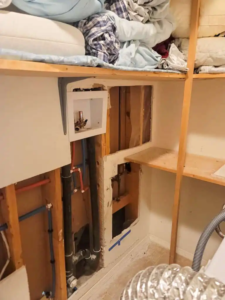 Delta Poly B Replacement | Vancouver – Case Study #396 49