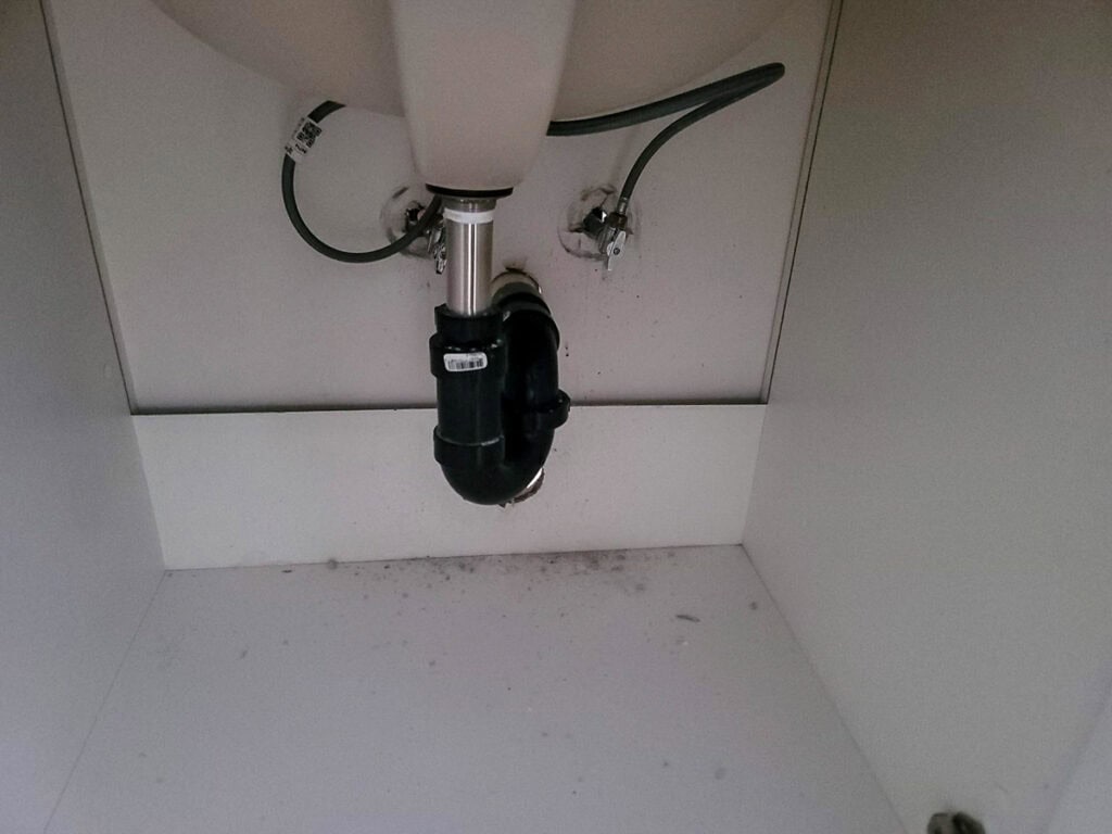 Delta Poly B Replacement | Vancouver – Case Study #396 60 Delta Poly B Replacement | Vancouver – Case Study #396 59