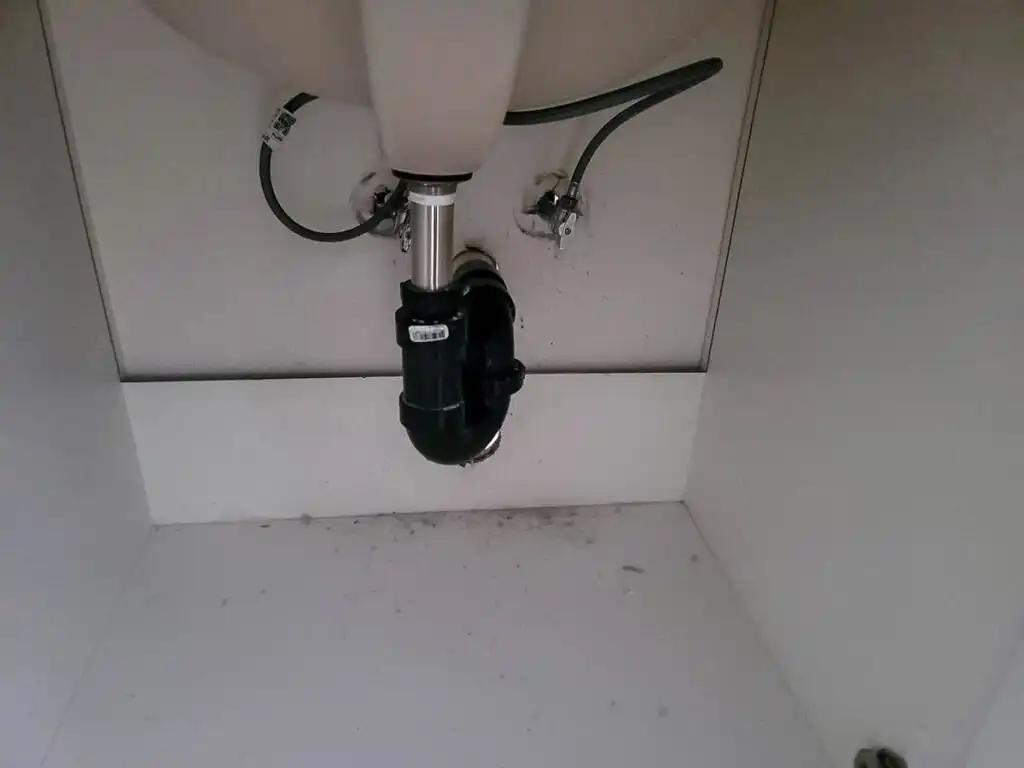 Delta Poly B Replacement | Vancouver – Case Study #396 59