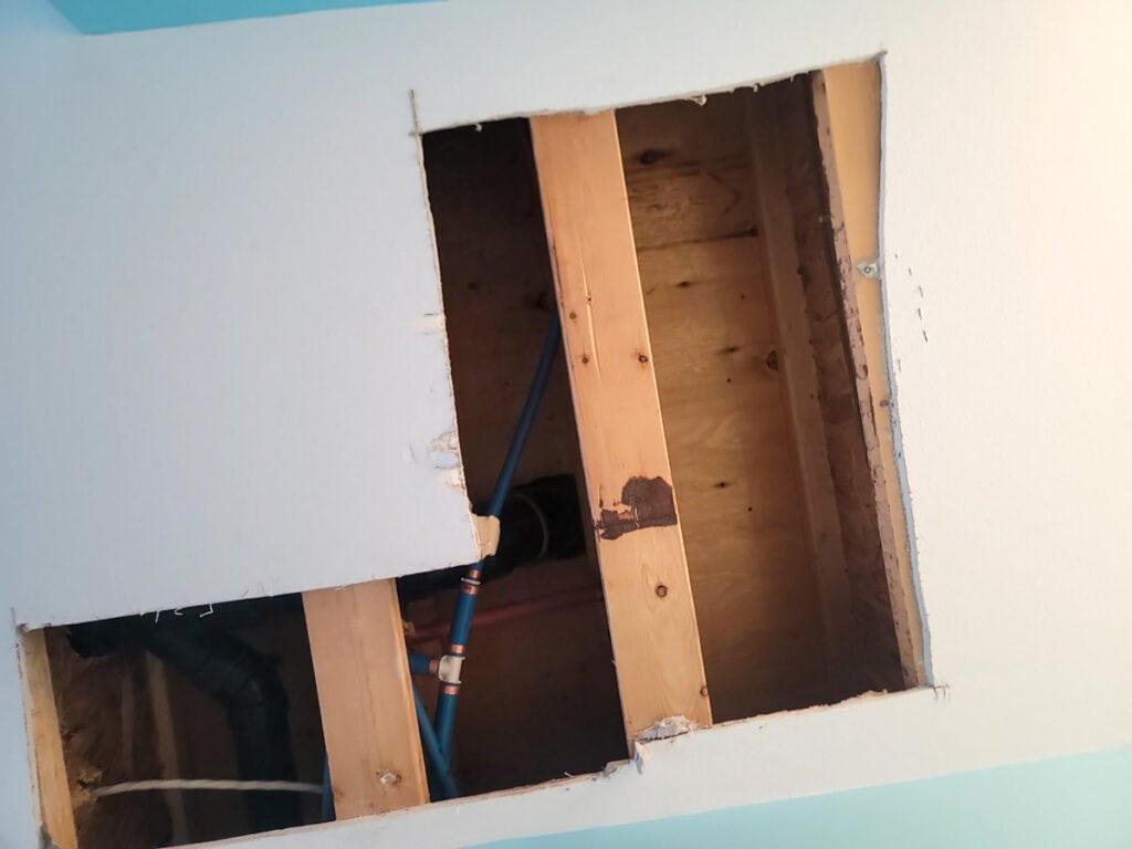 Delta Poly B Replacement | Vancouver – Case Study #396 104 Delta Poly B Replacement | Vancouver – Case Study #396 103