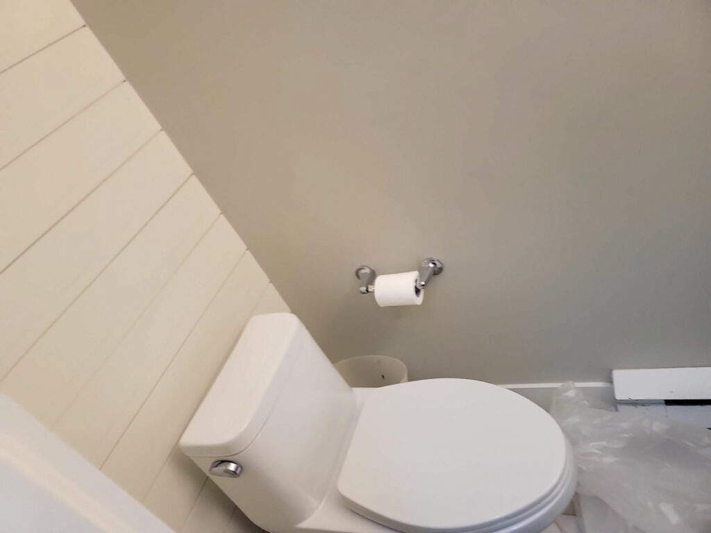 Ladner Townhouse Poly B Replacement | Delta – Case Study #390 239