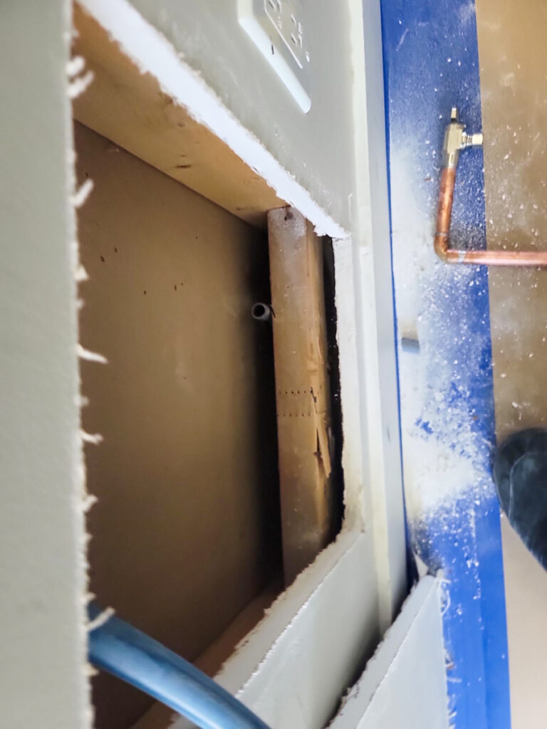 Ladner Townhouse Poly B Replacement | Delta – Case Study #390 257