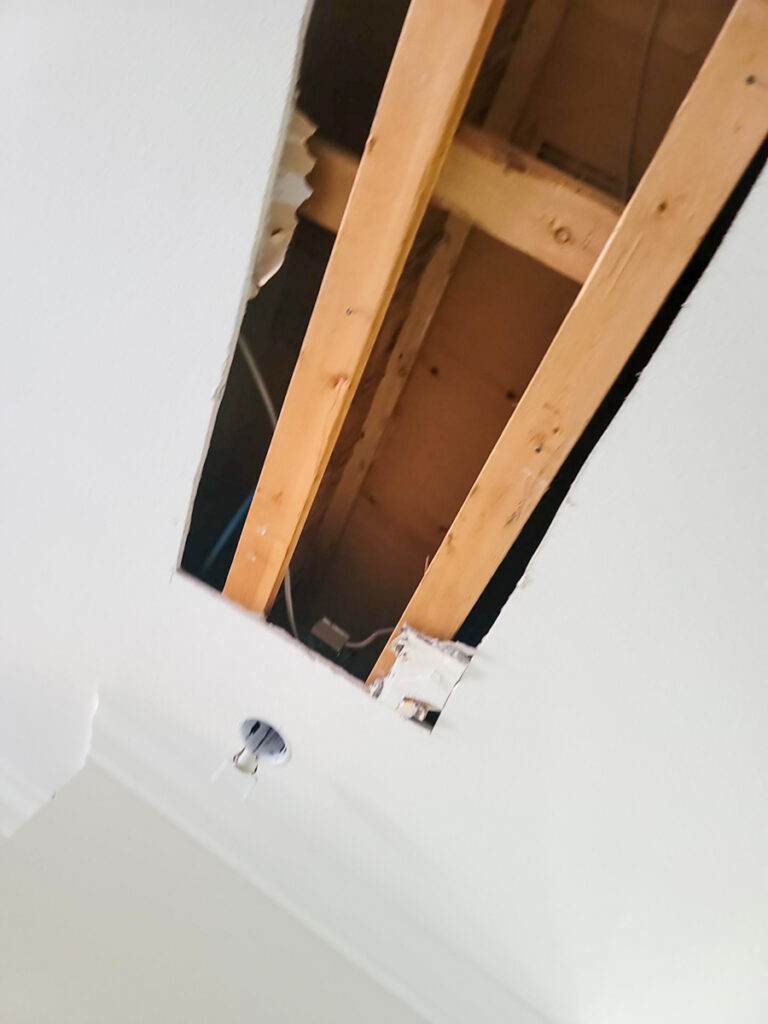 Ladner Townhouse Poly B Replacement | Delta – Case Study #390 291