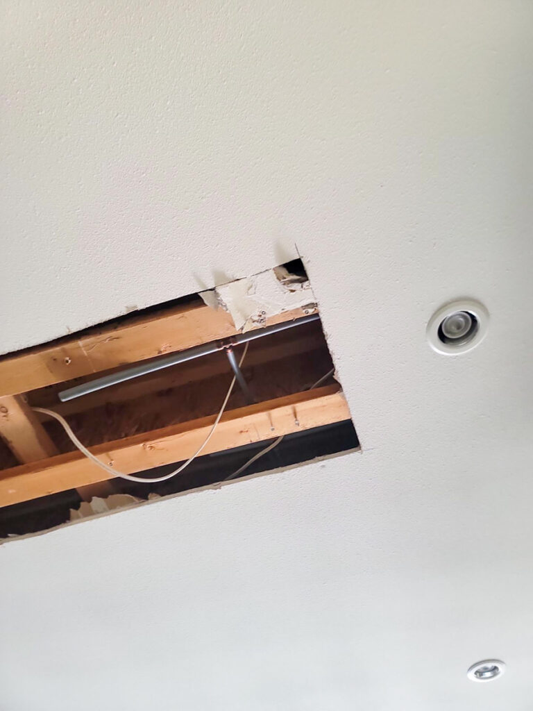 Ladner Townhouse Poly B Replacement | Delta – Case Study #390 359