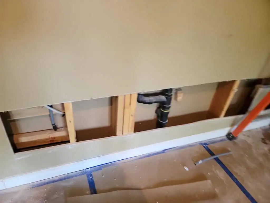 Ladner Renovation Poly B Replacement | Delta – Case Study #386 123