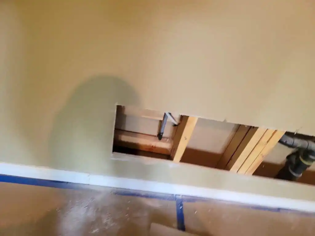 Ladner Renovation Poly B Replacement | Delta – Case Study #386 125