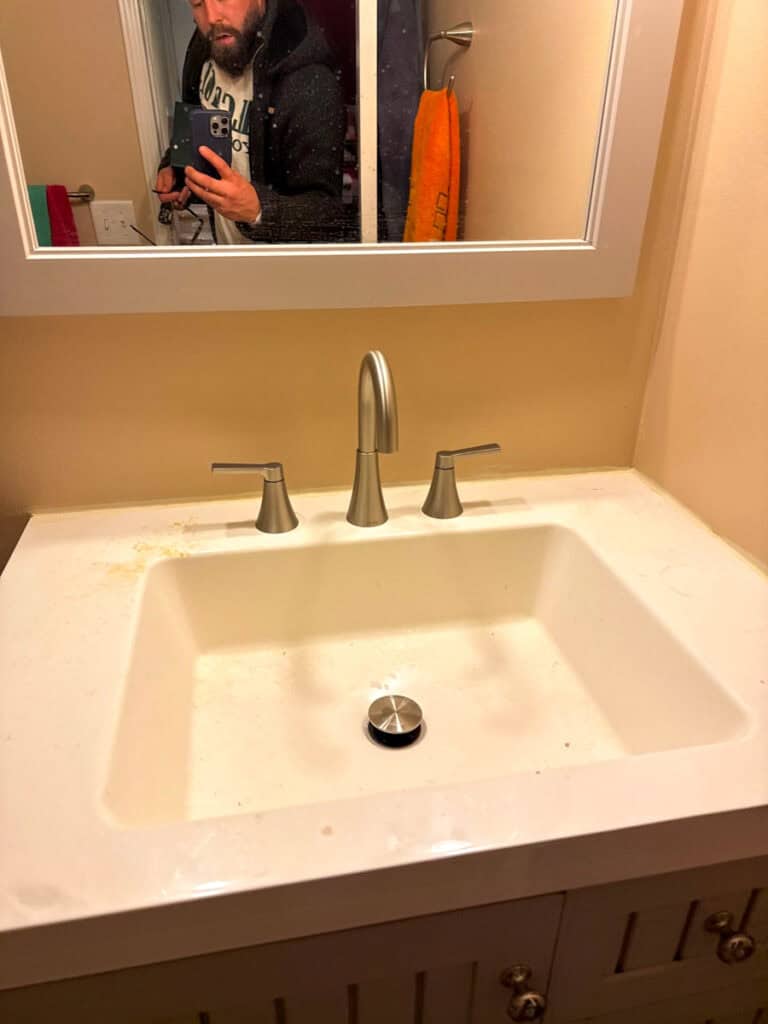 Riverbend Poly B Replacement | Calgary – Case Study #435 101